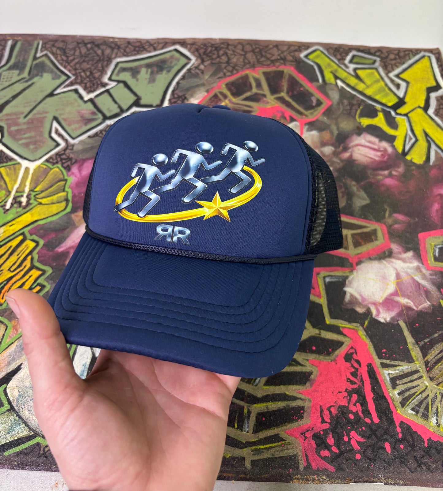 BOYLSTON STREET RUNNING MAN